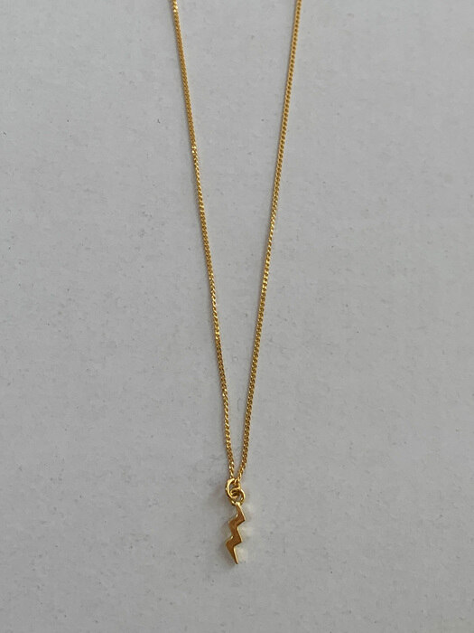 A Lightning Necklace - Gold