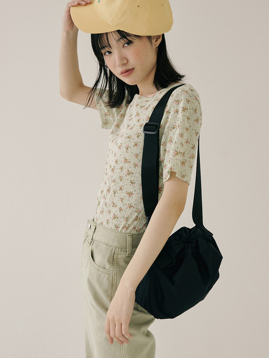 SMALL POUCH SHOULDER BAG