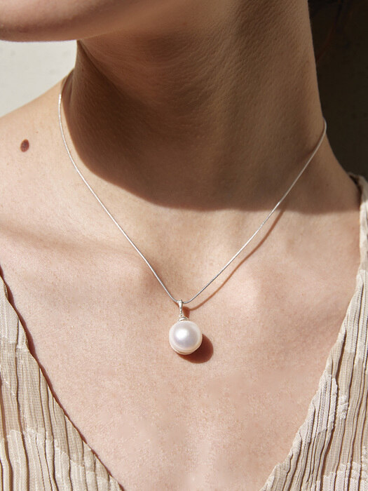 14 fresh water pearl necklace