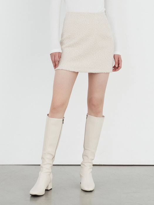 AD028 basic boucle shorts skirt (cream)