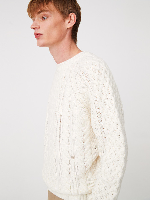 UNISEX, Fine Wool Cable Sweater / Ivory