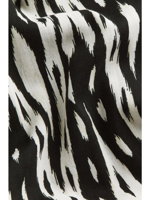 벌룬 슬리브 랩스타일 드레스 블랙/패턴 1178301003