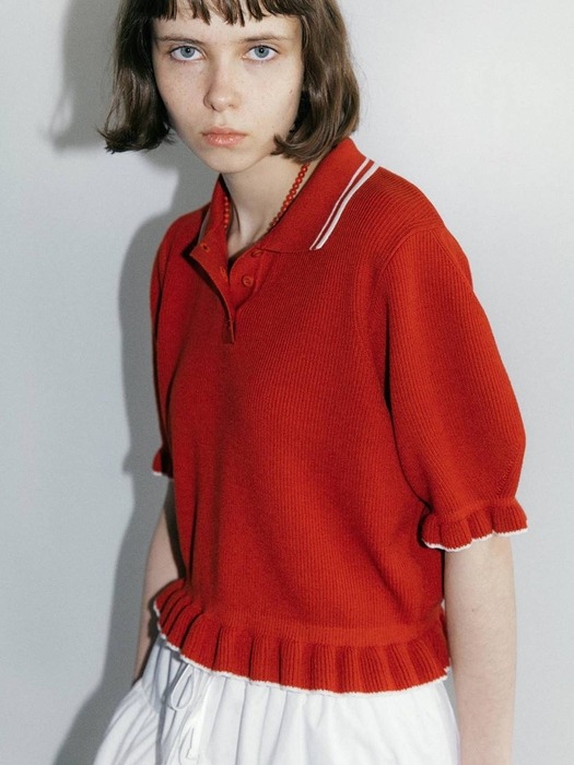 RUFFLE SLEEVE POLO KNIT / RED
