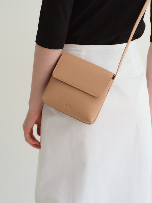 Mono crossbody bag Creamy salmon