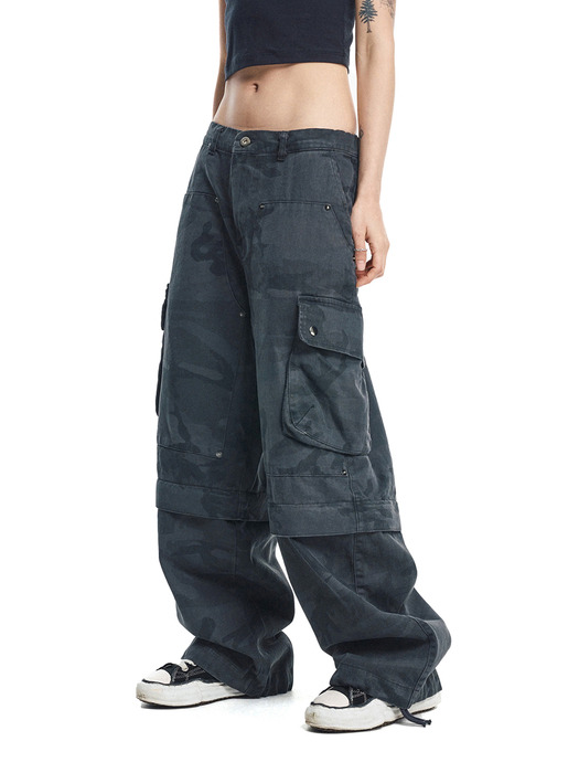 Docking camo cargo pants ? Dark gray