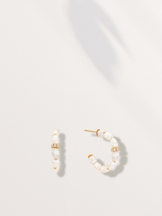 PS157 CZ rings with Natural Water Pearl Hoop Earrings