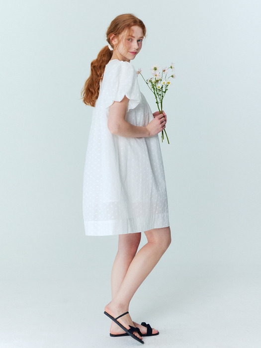 Flower embroidery mini dress_white