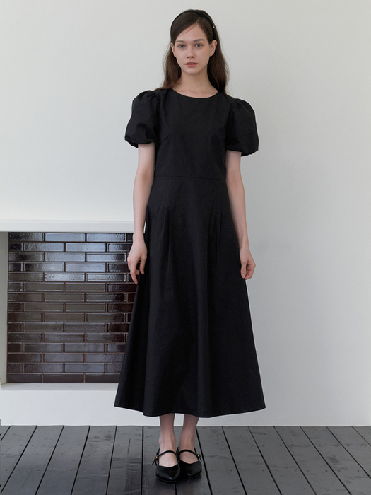 serenade puff pintuck dress - black