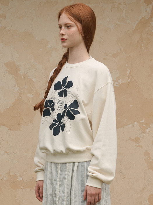 Big Flower Sweatshirt Cream