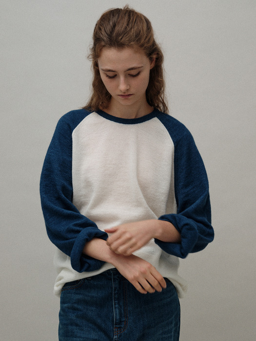 Palie raglan pullover (Ivory / Blue)