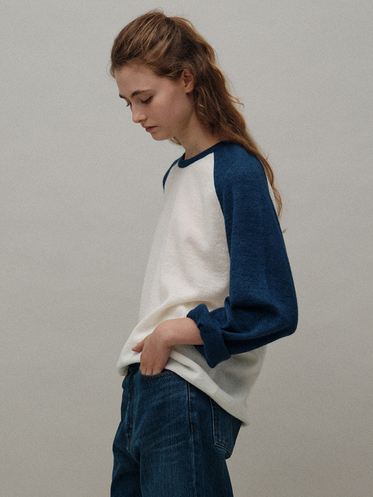 Palie raglan pullover (Ivory / Blue)