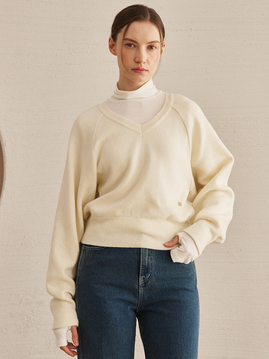 Cashmere V-Neck Knit -Light Gray