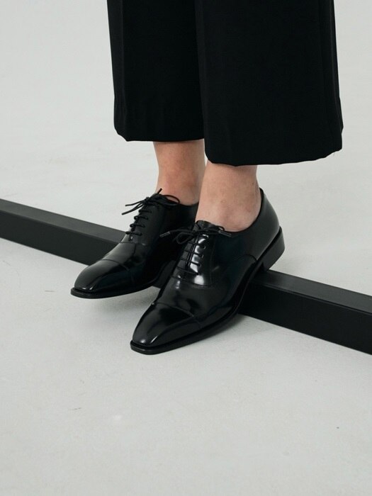 Squared Toe shoes(블랙)