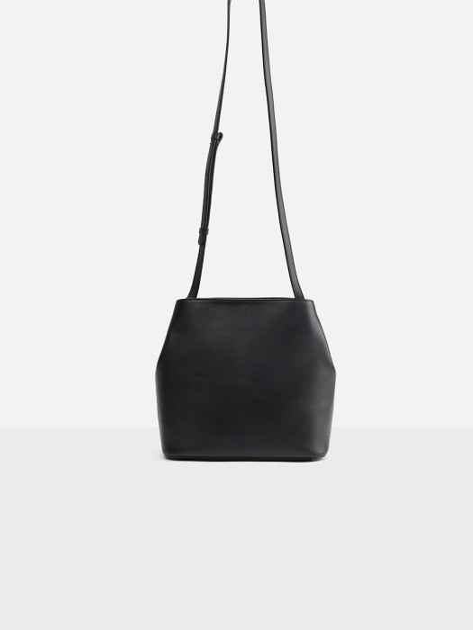 Aline Medium Shoulder bag Black