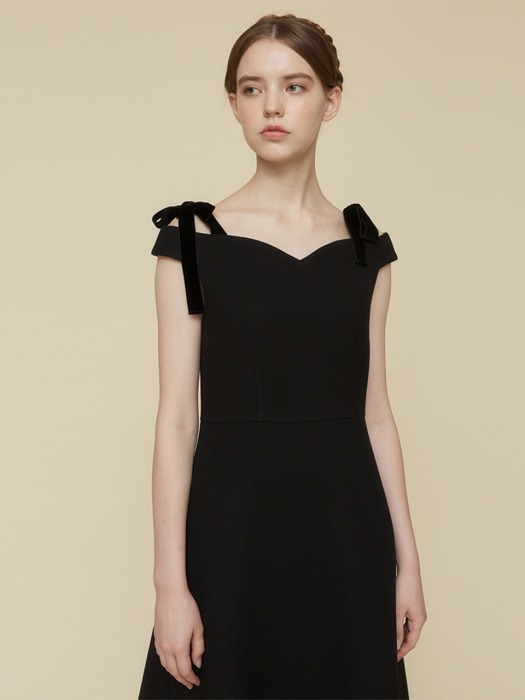 BLACK VELVET BOW DRESS