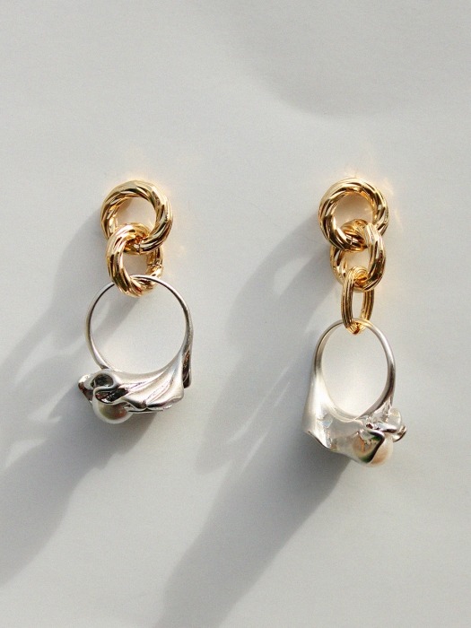 Mothers Ring drop earring