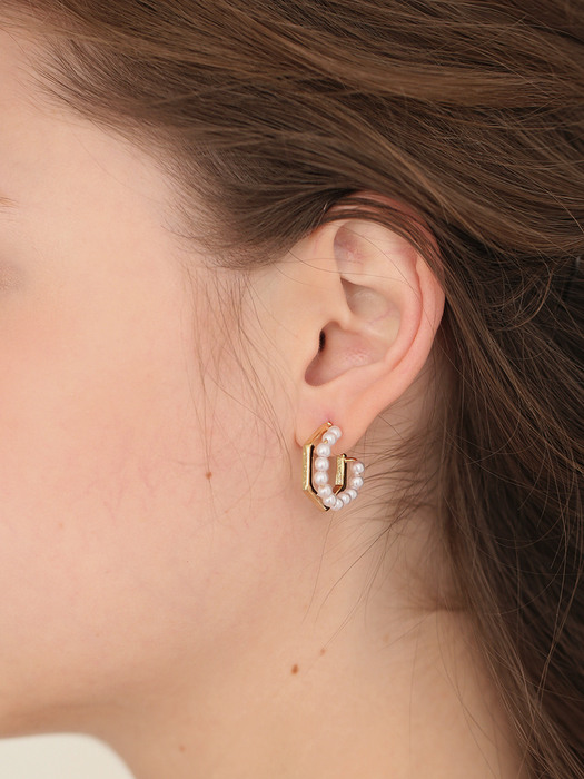 pearl layered earring