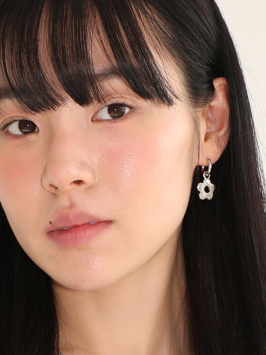 FLOWER ONE-TOUCH SURGICAL EARRING