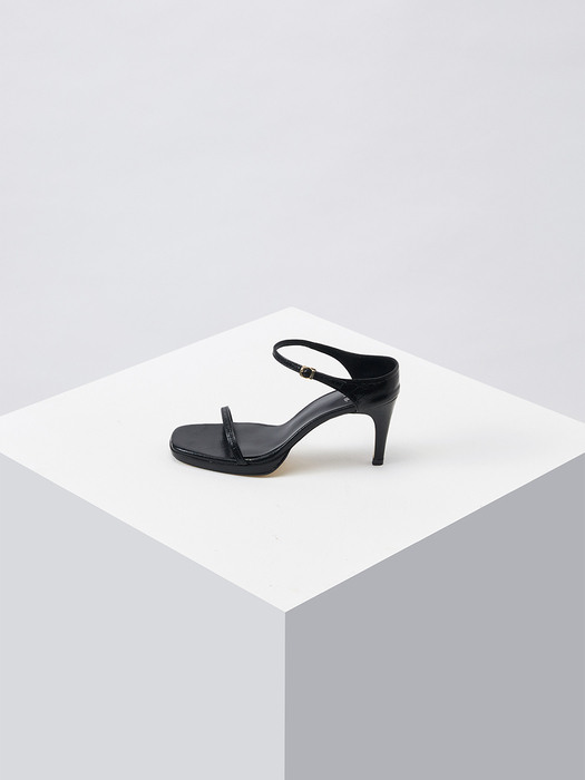 [단독]Line Strap Sandal_Black