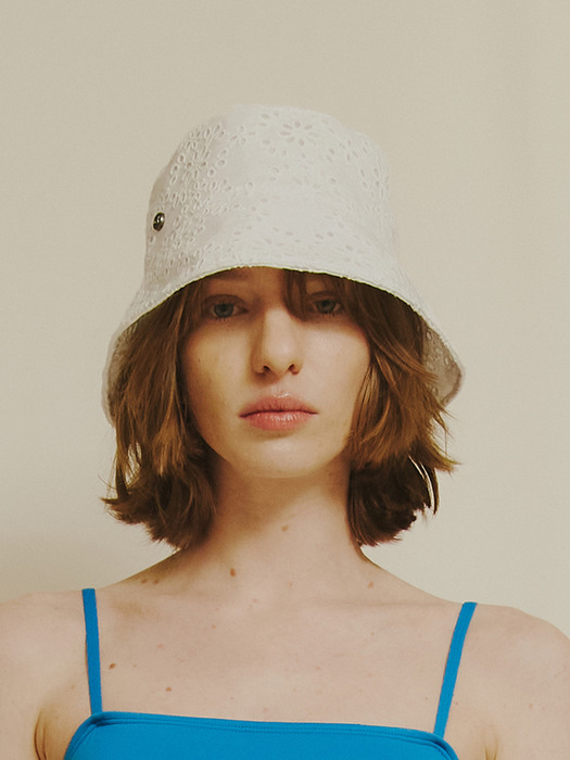 [The shelter] punching lace bucket hat