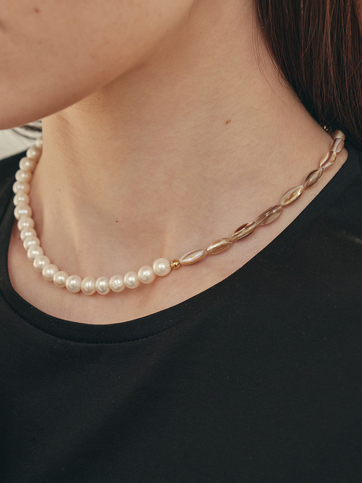 Charlotte Pearls Necklace