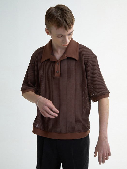 LIGHT WEIGHT KNITTED POLO SHIRTS - BROWN