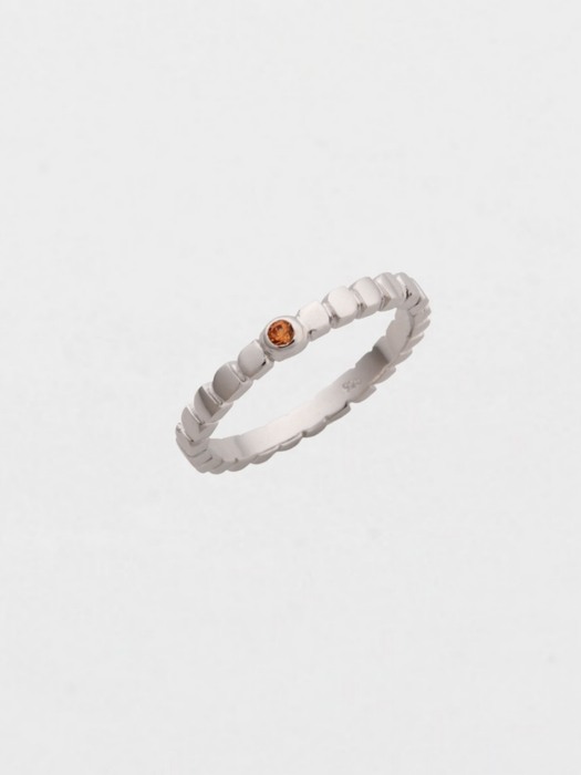 Laurel orange sapphire ring