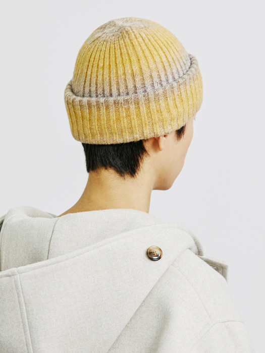 WOOL BLENDED KNIT GRADATION BEANIE YELLOW