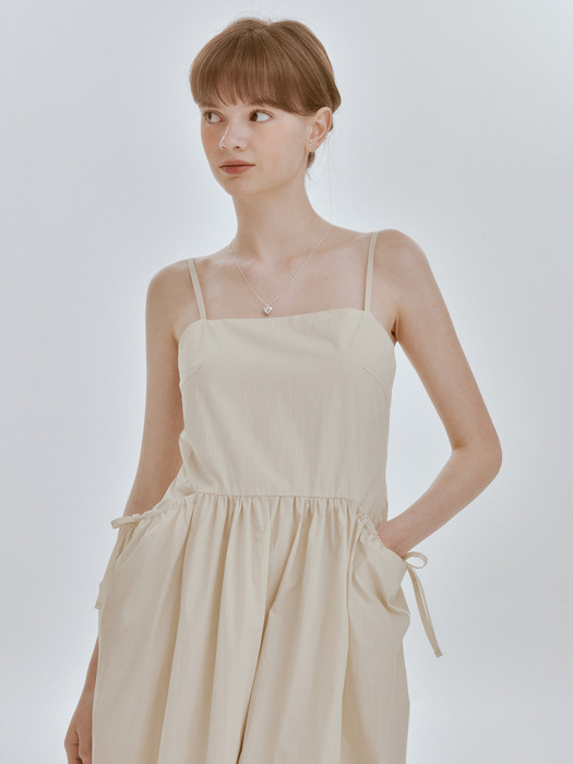 Float string dress (beige)