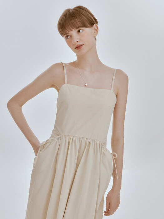 Float string dress (beige)