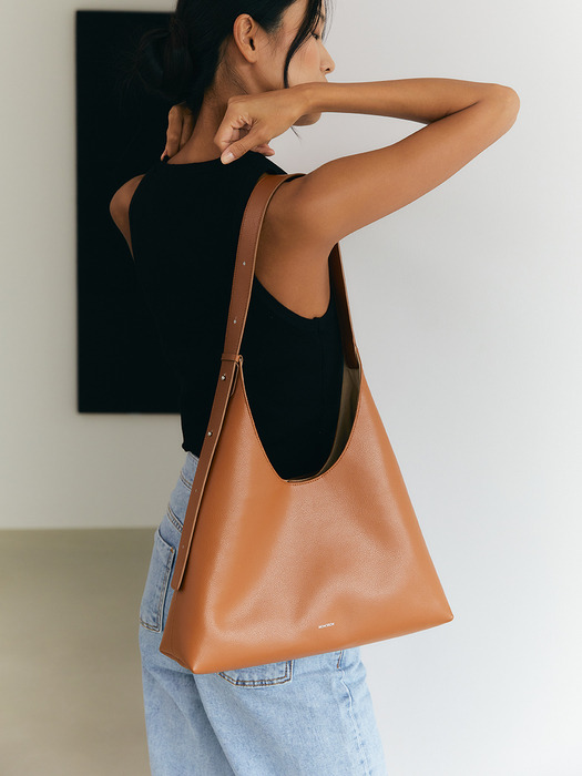◆MONOROW◆ ANGLE BAG CAMEL 모노로우]ANGLE BAG CAMEL