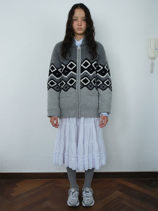 The Cowichan Sweater Nordic_ F234KN02