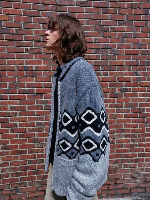 The Cowichan Sweater Nordic_ F234KN02