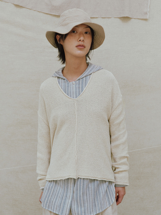 river boucle pullover