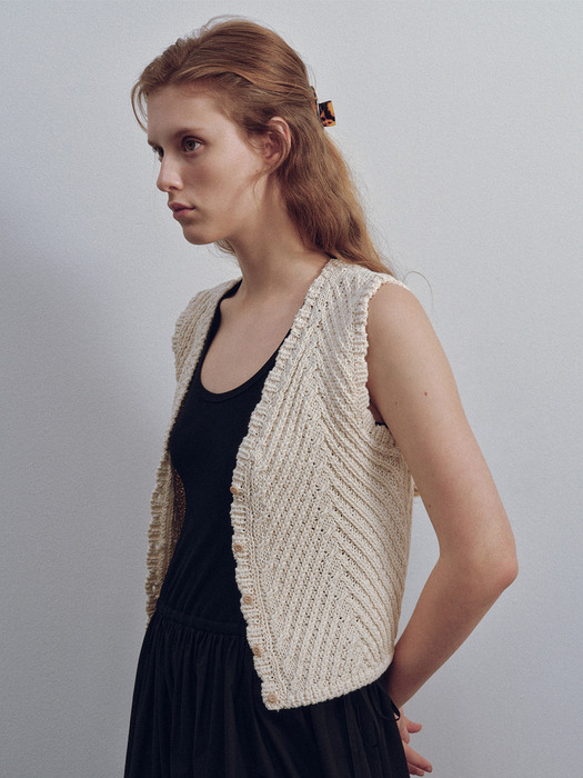 Rie knit vest (Ivory)