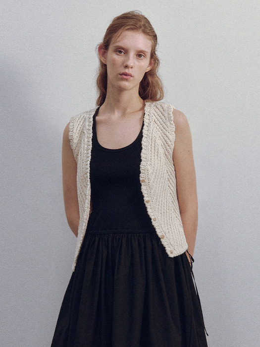 Rie knit vest (Ivory)