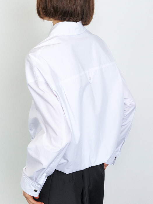 VOLUMINOUS HEM LINE SHIRTS [WHITE][TAUPE]