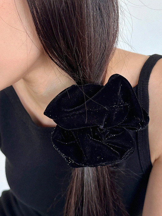 twinkle velvet scrunchie - black