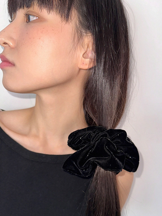 twinkle velvet scrunchie - black