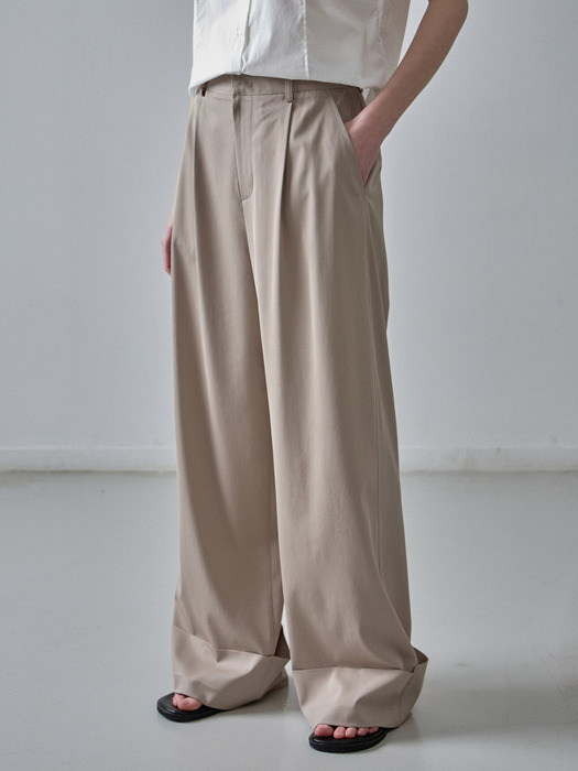 Wide Turn-Up Beige Pants - Image 2