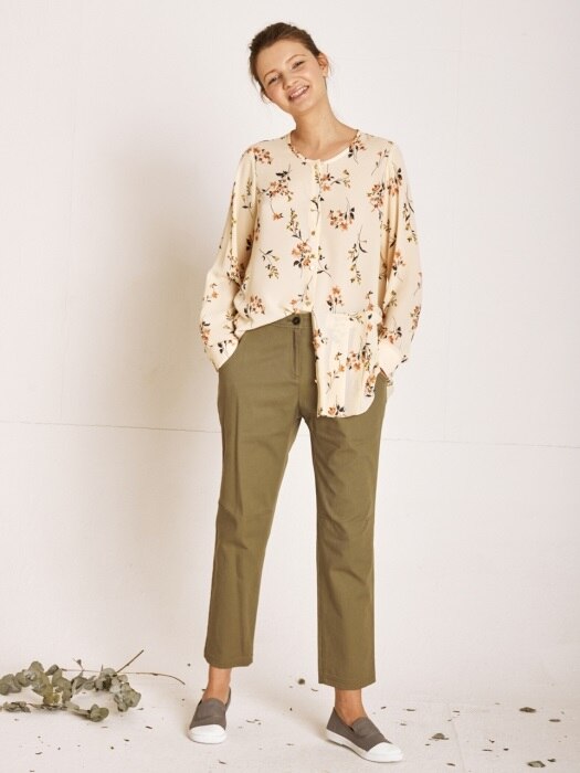 Flower pattern blouse_CREAM