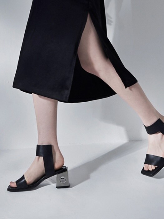 NEW MODERN Sandal Heel_BK