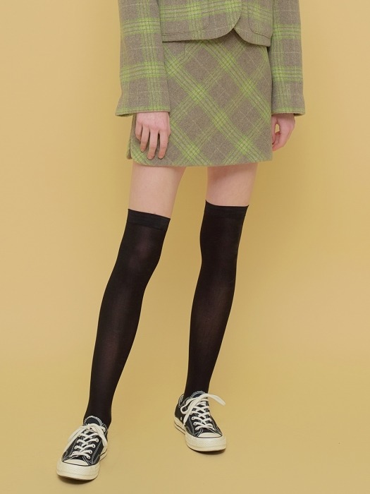 scallop slit skirt