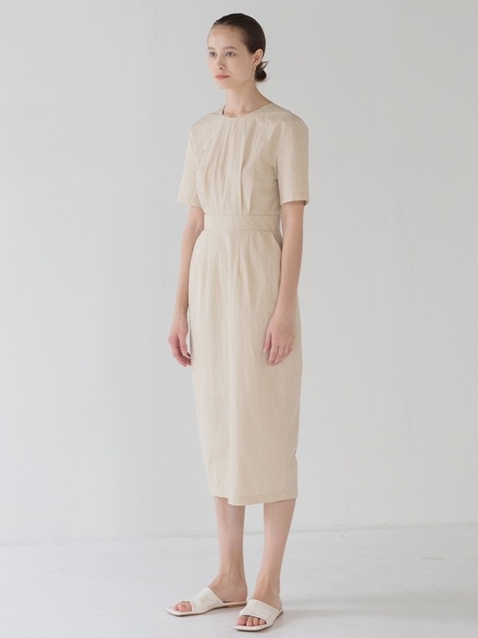 Back Open Button dress - Beige