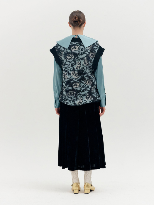 QQ Floral Patterned Oversized Knit Vest - Black Multi