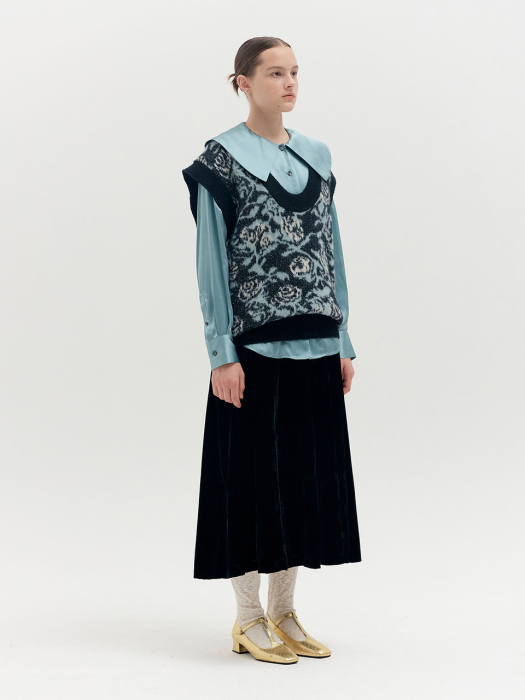 QQ Floral Patterned Oversized Knit Vest - Black Multi