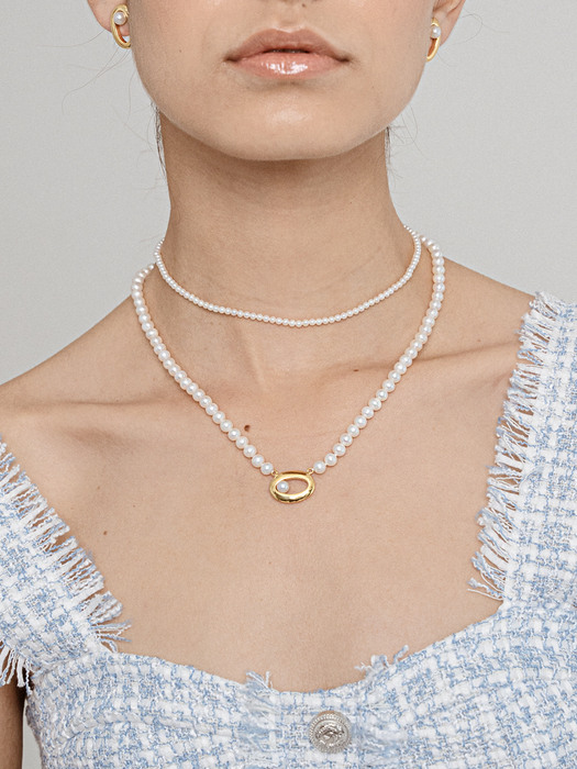 link pearl necklace