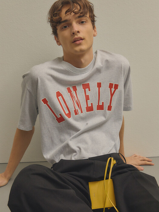 LONELY/LOVELY T-SHIRT ASH GRAY