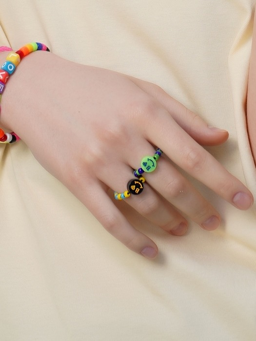 Kitsch smile twotone beads Ring 키치 스마일 투톤 비즈 반지 5color