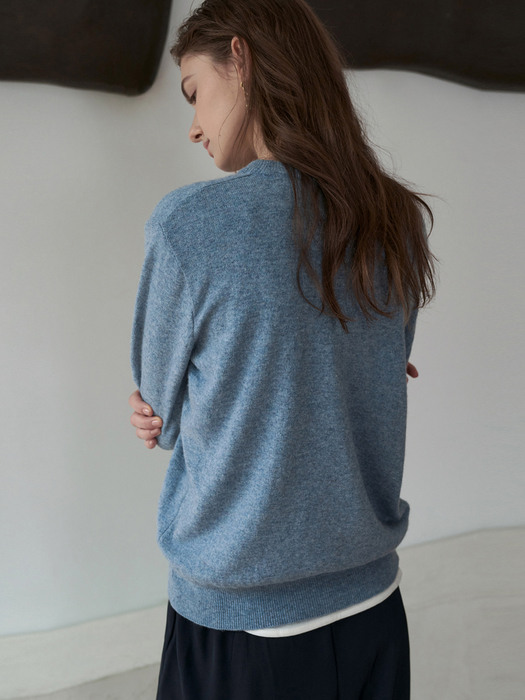 SOFT ROUND NECK KNIT_BLUE